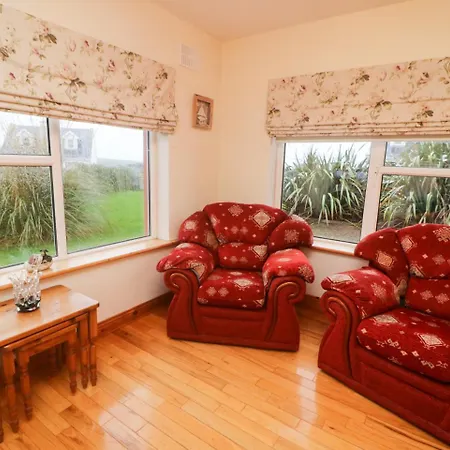 7 Rinevella View * Carrigaholt